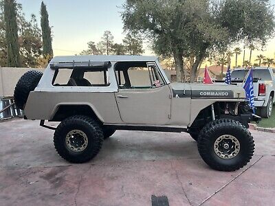 Jeep-Commando-1967-Brown-2931-6