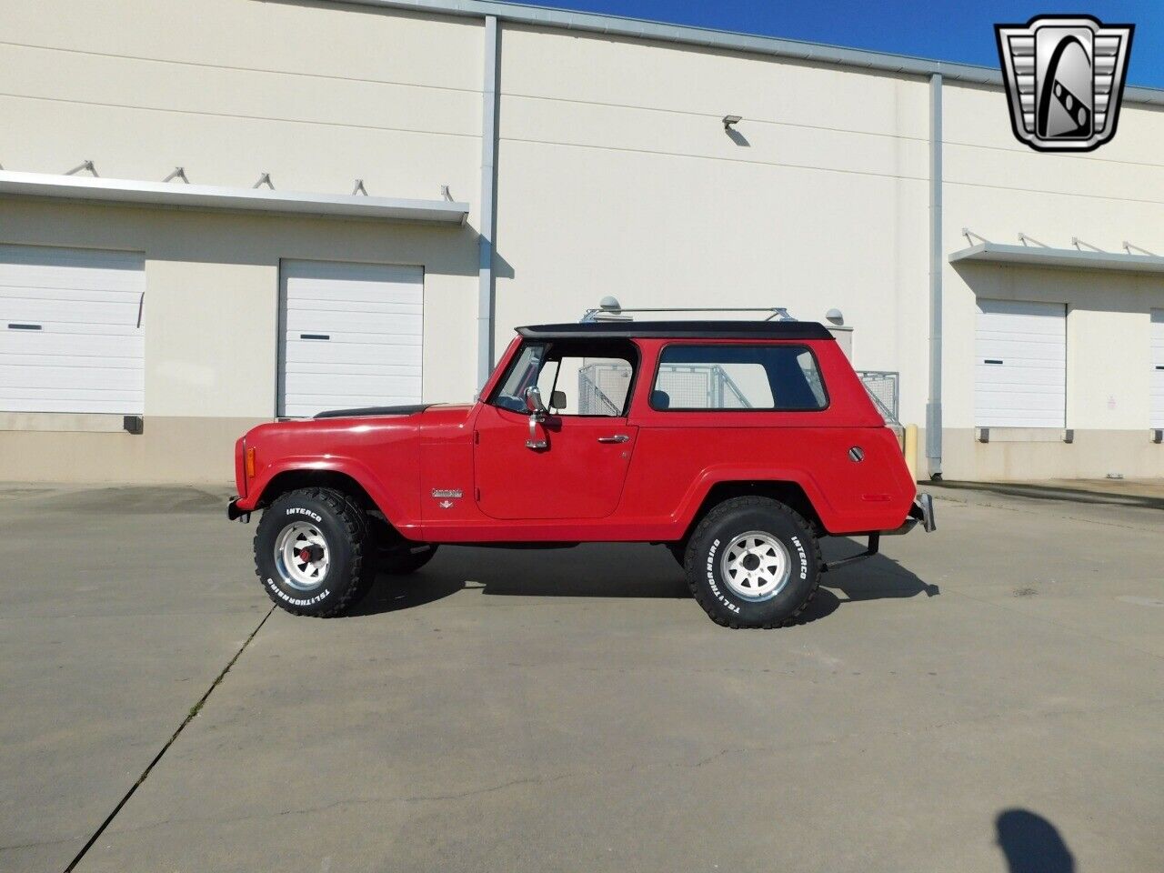 Jeep-Commando-Cabriolet-1973-Red-Black-154864-5