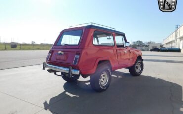 Jeep-Commando-Cabriolet-1973-Red-Black-154864-7