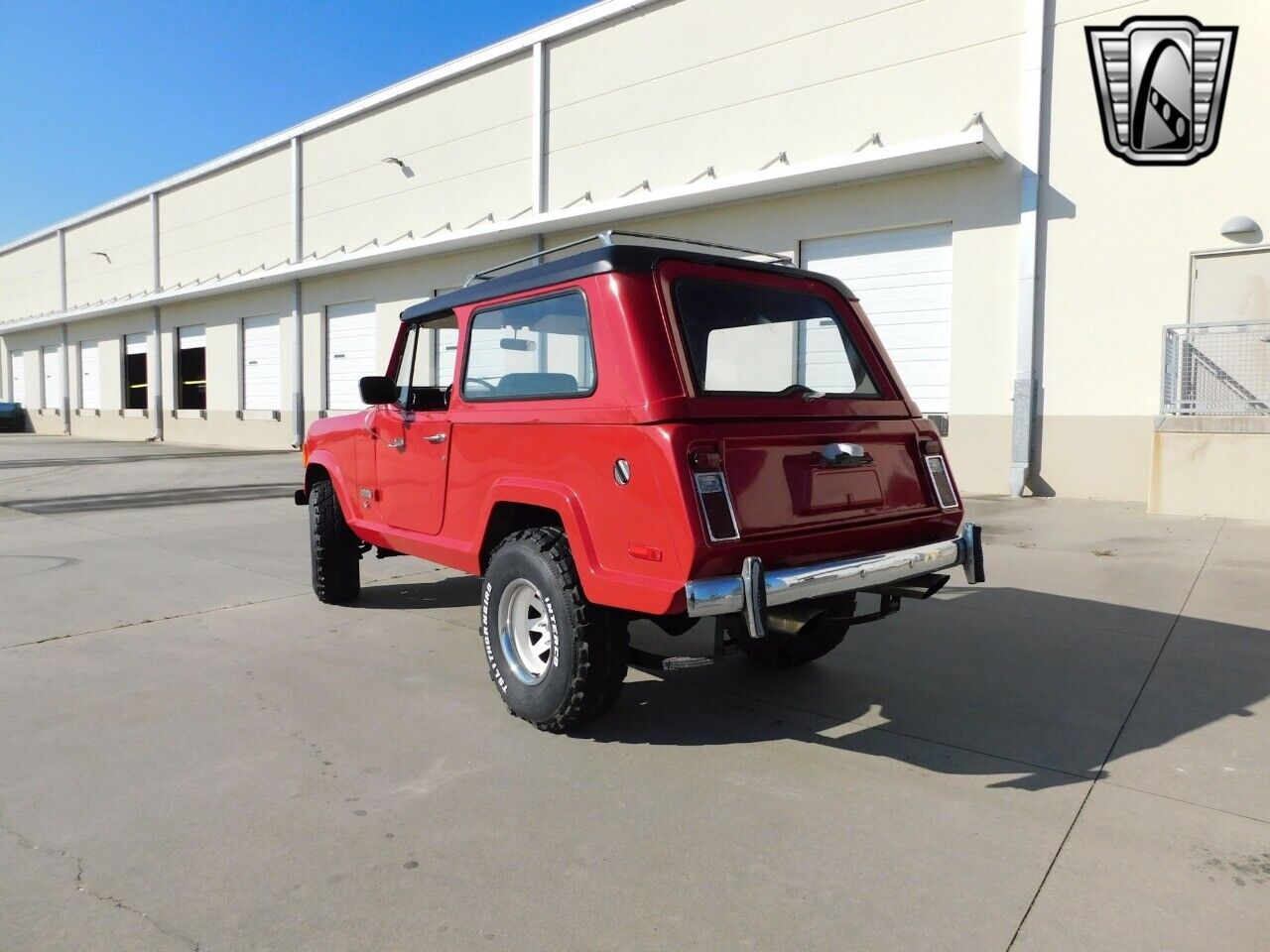 Jeep-Commando-Cabriolet-1973-Red-Black-154864-9