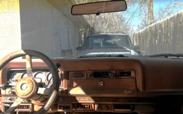 Jeep-Grand-wagoneer-1983-168435-6