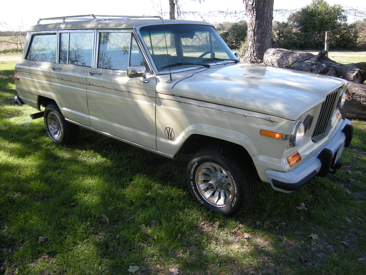 Jeep-Grand-wagoneer-1985-129