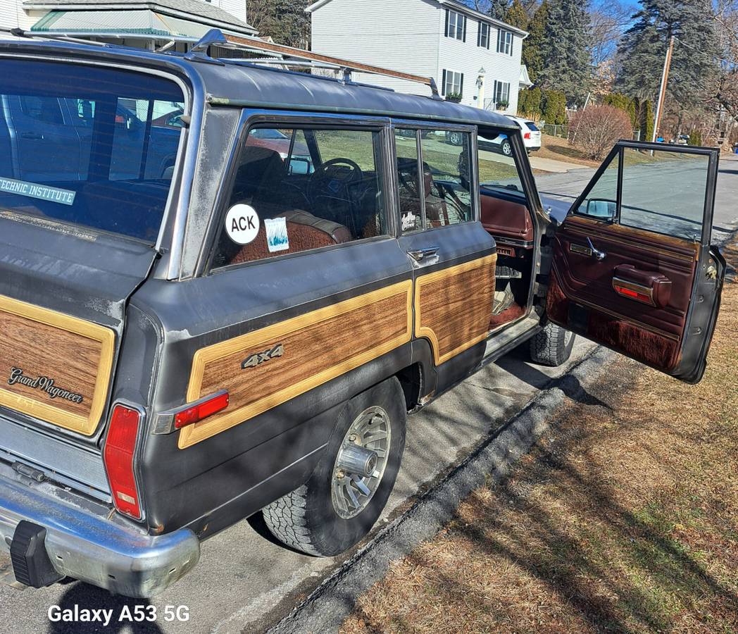 Jeep-Grand-wagoneer-1989-grey-290655-1