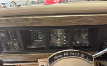 Jeep-Grand-wagoneer-base-1990-black-220212-7