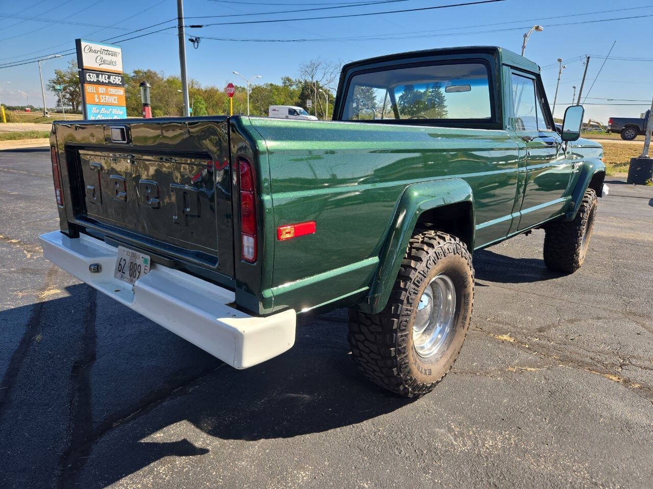 Jeep-J-10-Coupe-1978-Green-Tan-155068-6