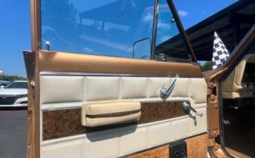 Jeep-J10-1974-Gold-Tan-61965-7