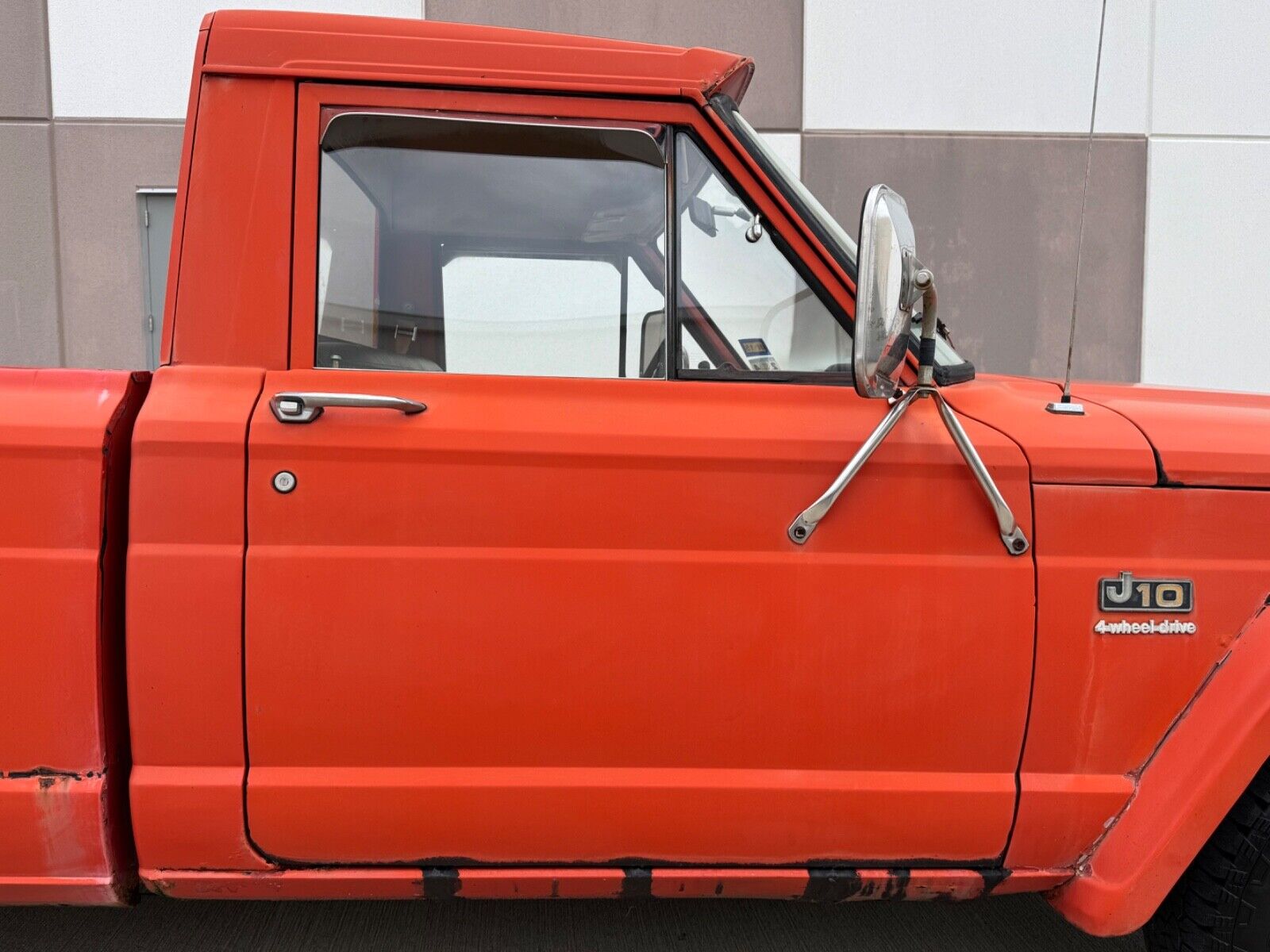 Jeep-J10-1975-Orange-Black-122862-11