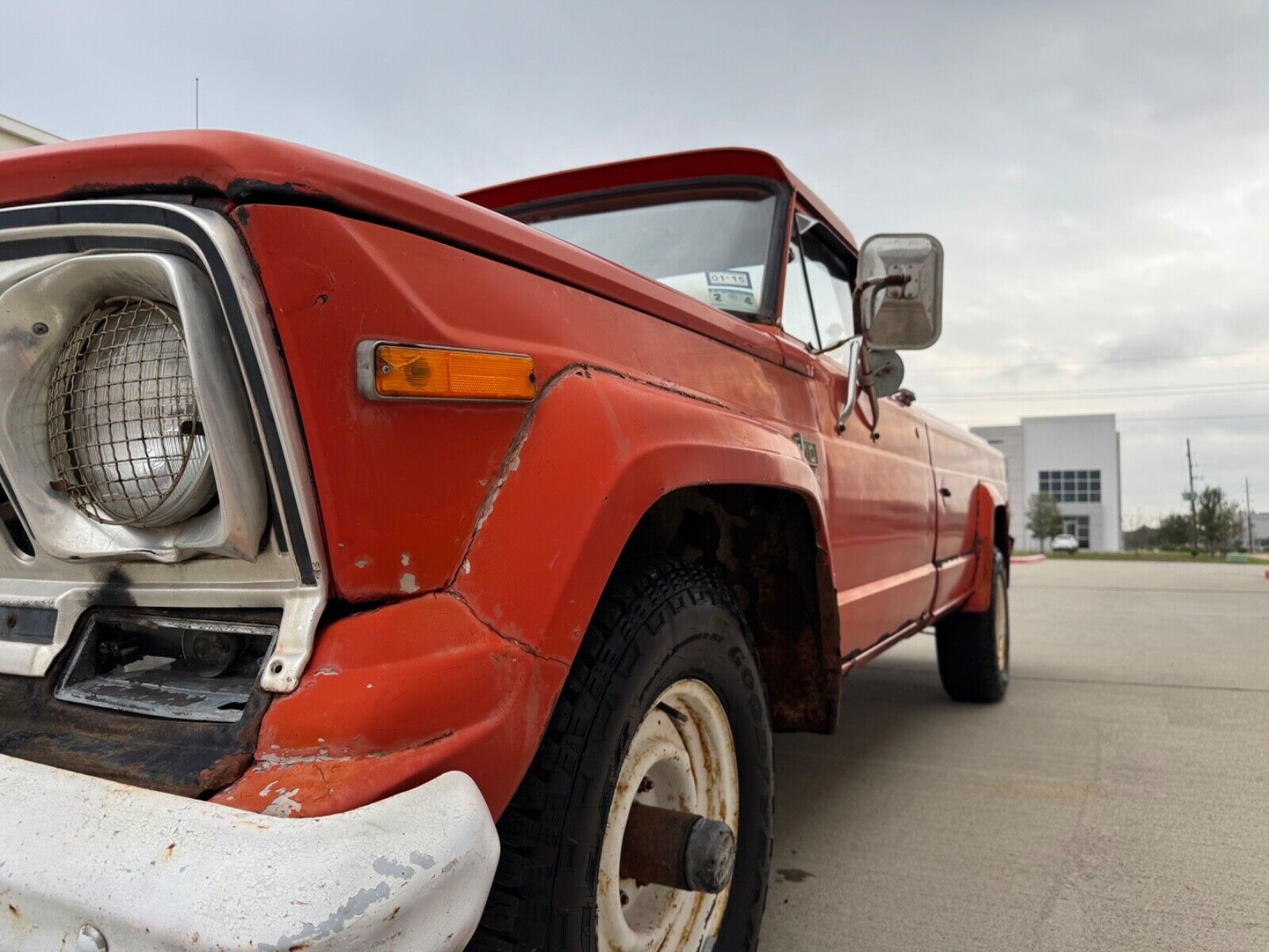 Jeep-J10-1975-Orange-Black-122862-19