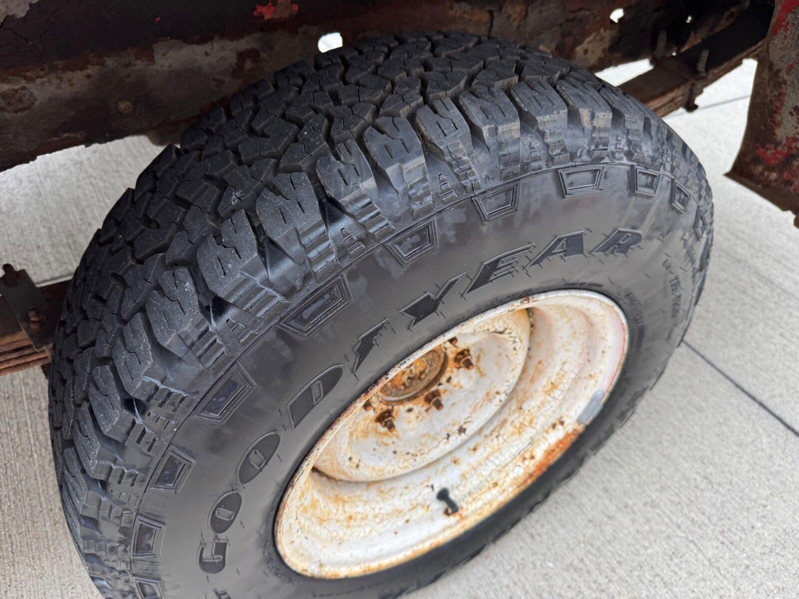 Jeep-J10-1975-Orange-Black-122862-22