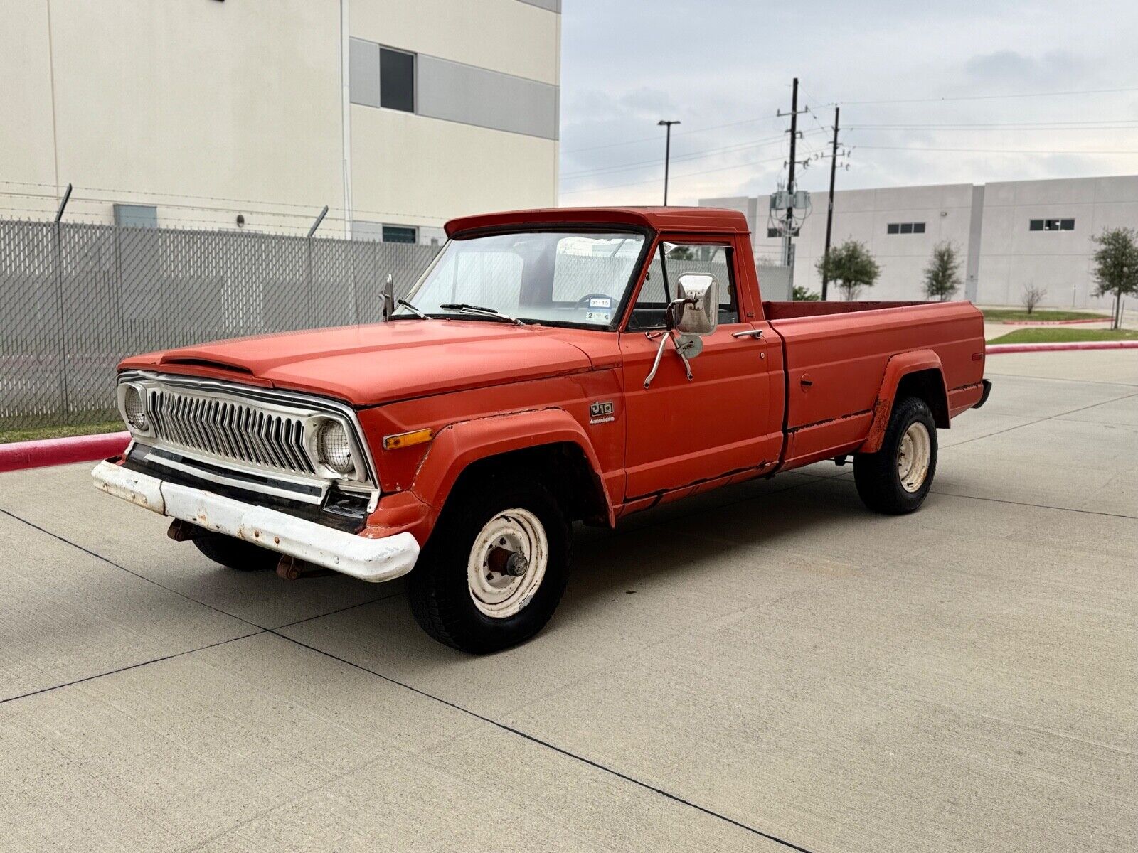 Jeep J10 1975 à vendre