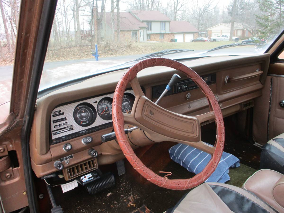 Jeep-J20-1979-custom-194730-18