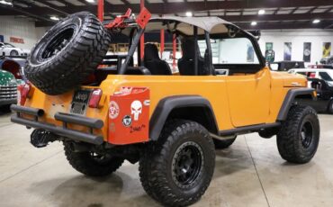 Jeep-Jeepster-1969-Orange-Black-2720-7