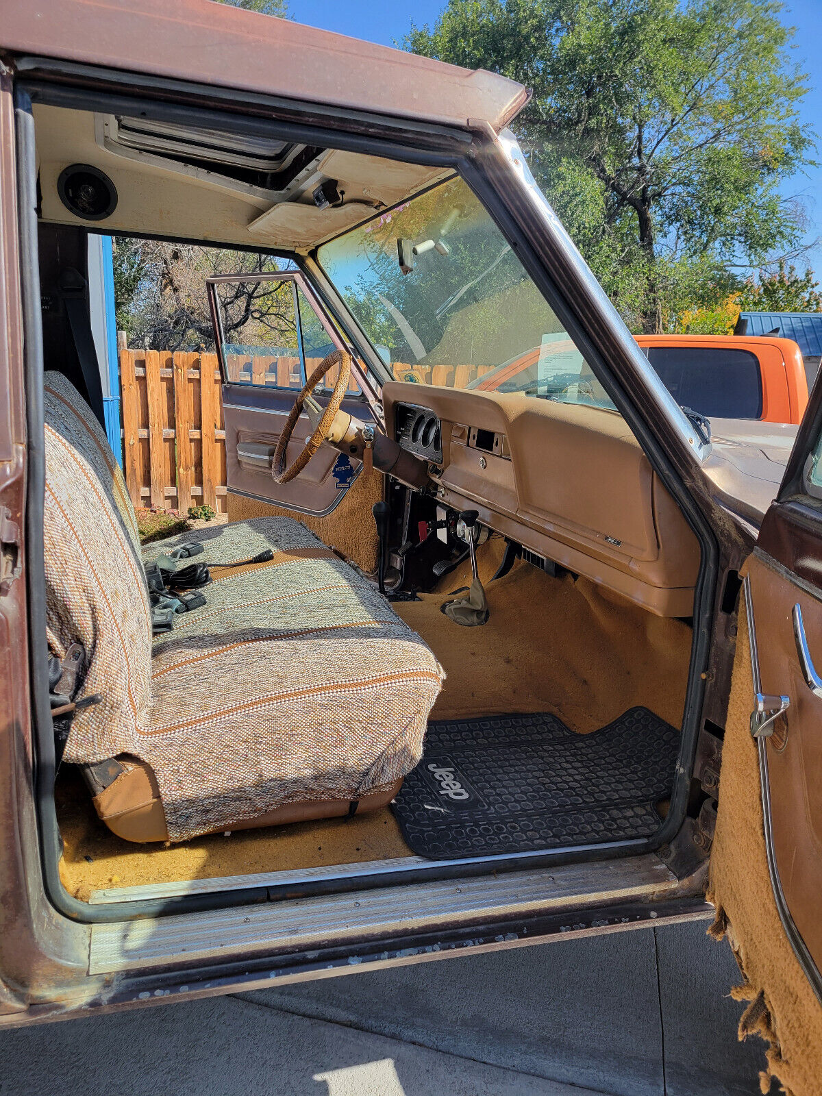 Jeep-Other-1977-Brown-217261-11