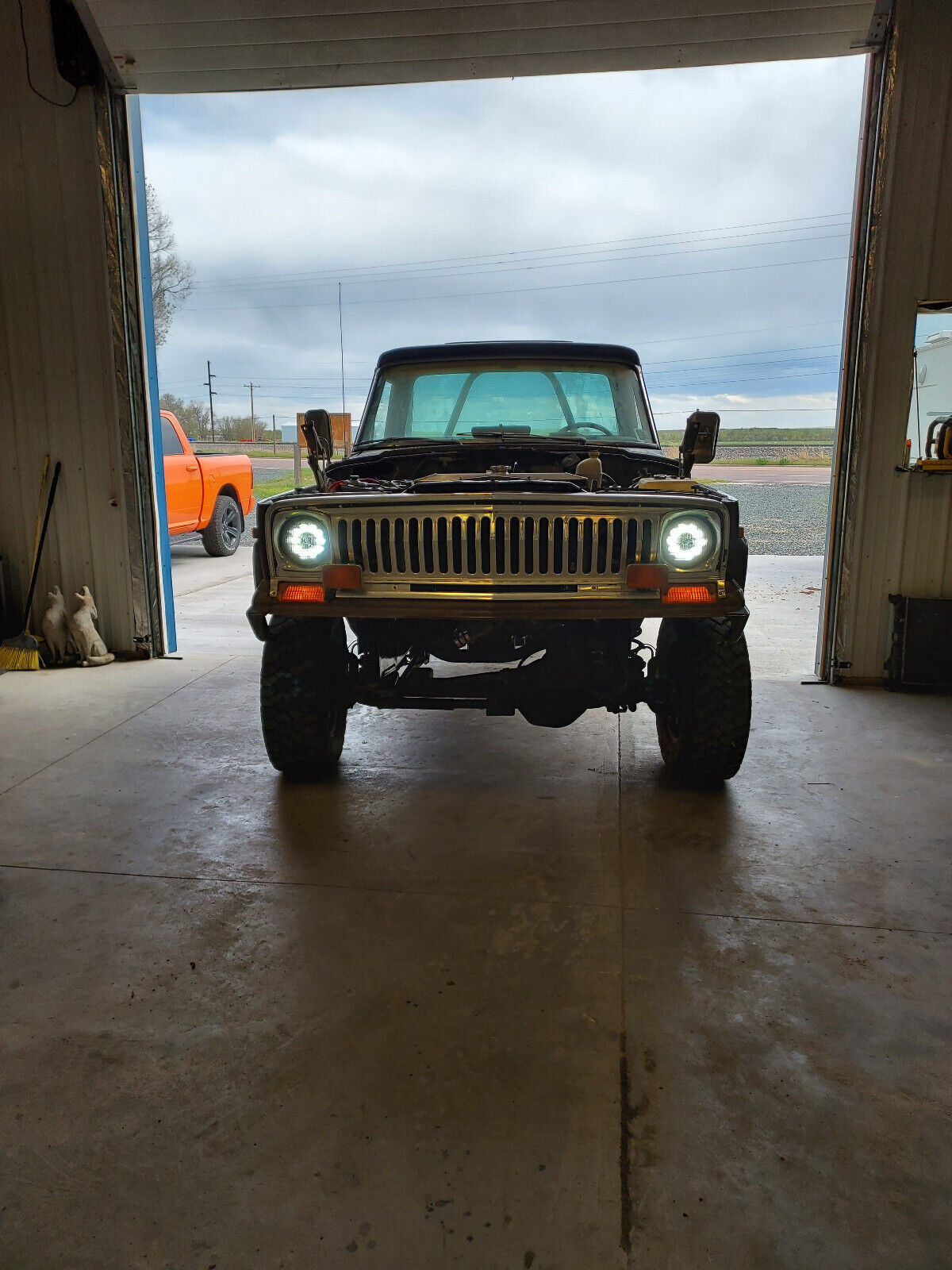 Jeep-Other-1977-Brown-217261-17