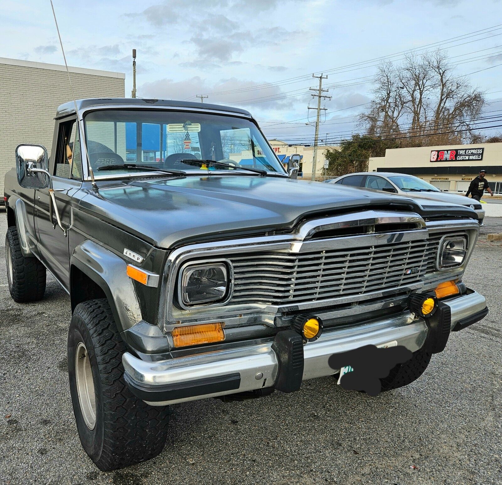 Jeep-Other-1983-Gray-290-3