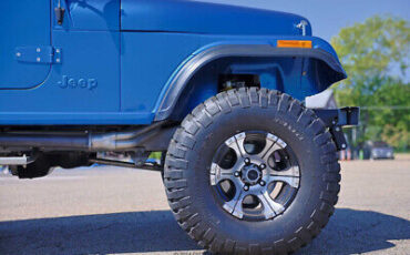 Jeep-Scrambler-Pickup-1982-Blue-Black-193121-10