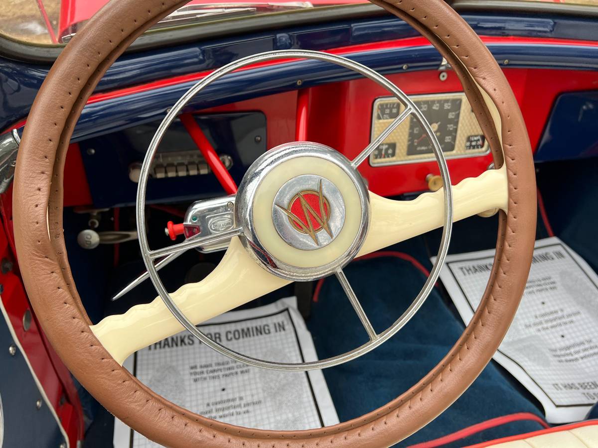 Jeep-Ster-1949-red-48740-15