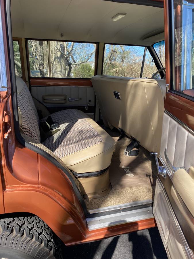 Jeep-Wagoneer-1973-orange-136794-5