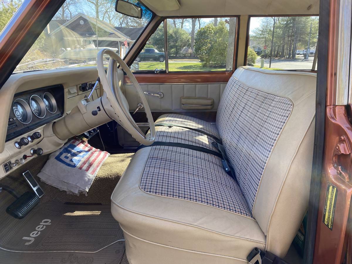 Jeep-Wagoneer-1973-orange-136794-9