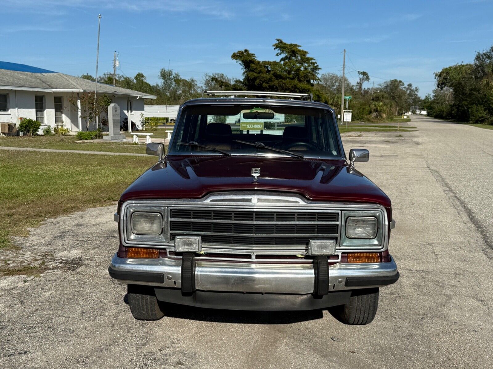 Jeep-Wagoneer-1987-Burgundy-Tan-342790-1