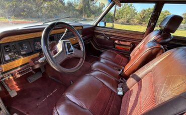 Jeep-Wagoneer-1987-Burgundy-Tan-342790-12