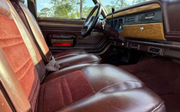 Jeep-Wagoneer-1987-Burgundy-Tan-342790-15