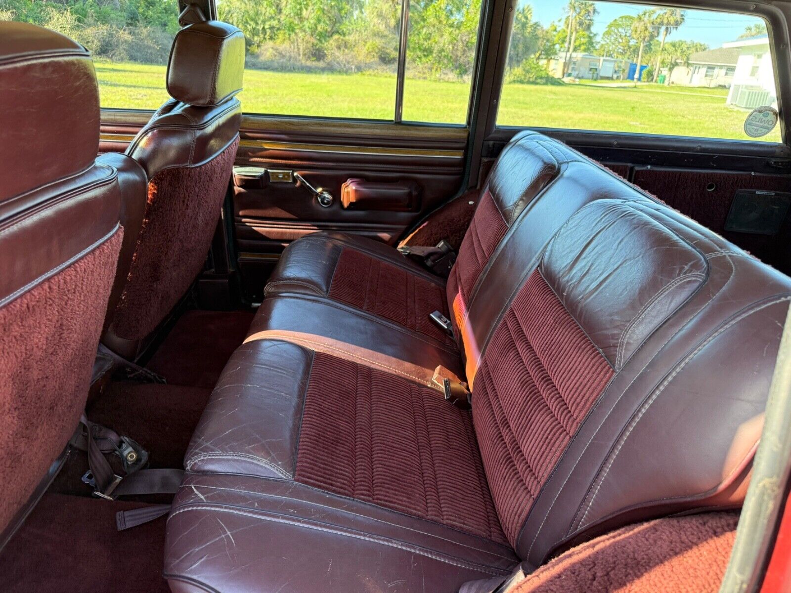 Jeep-Wagoneer-1987-Burgundy-Tan-342790-17