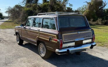 Jeep-Wagoneer-1987-Burgundy-Tan-342790-6