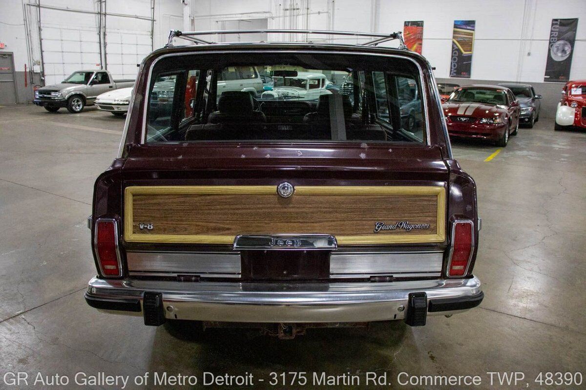 Jeep-Wagoneer-1988-Grenadine-Metallic-Burgundy-178650-4