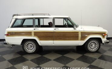 Jeep-Wagoneer-1988-White-Burgundy-96773-13