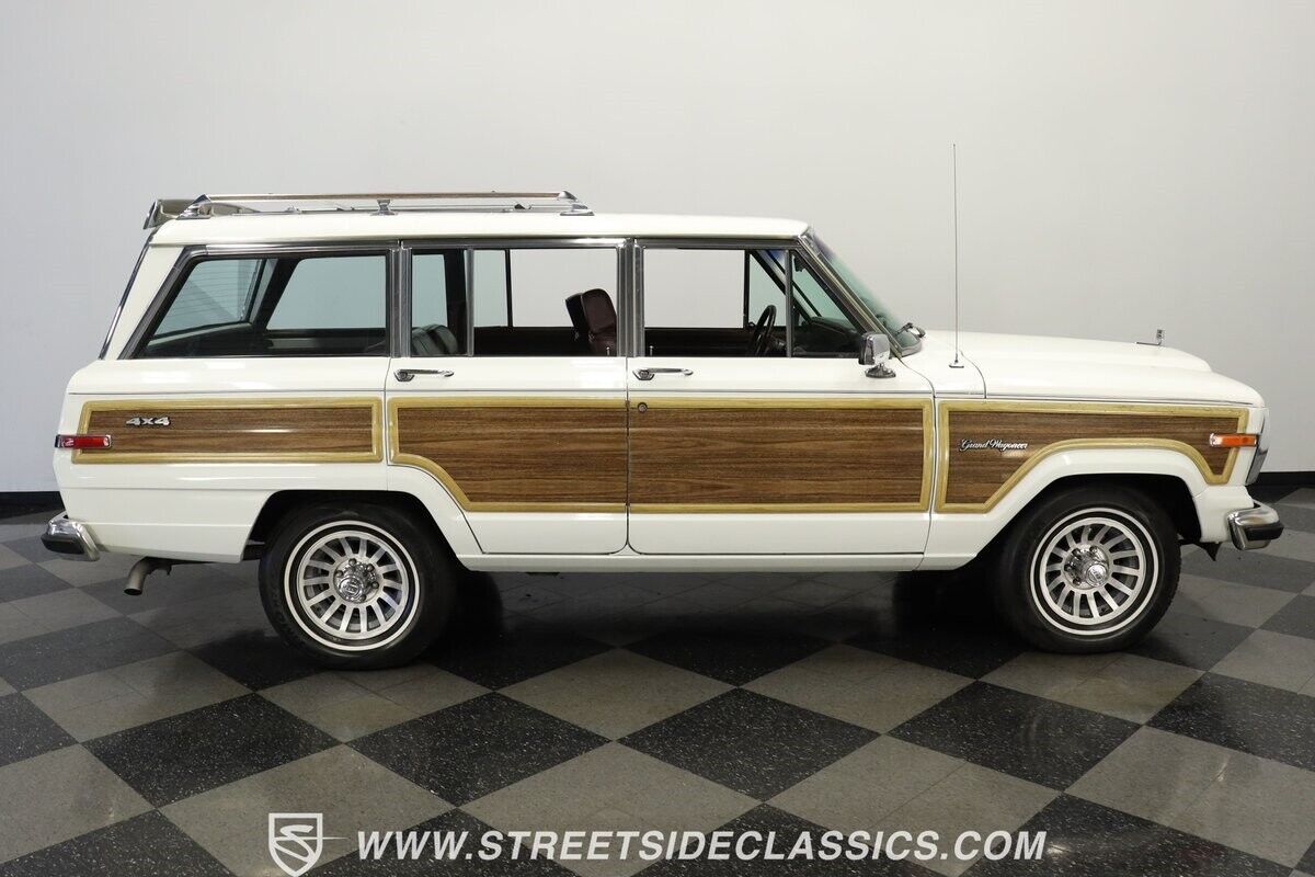 Jeep-Wagoneer-1988-White-Burgundy-96773-13