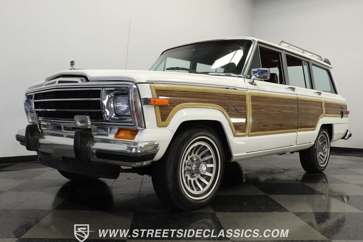 Jeep-Wagoneer-1988-White-Burgundy-96773-20