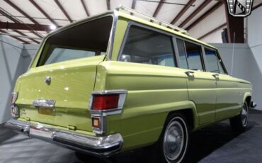 Jeep-Wagoneer-Cabriolet-1975-Green-Parchment-27735-7