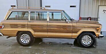 Jeep Wagoneer SUV 1982