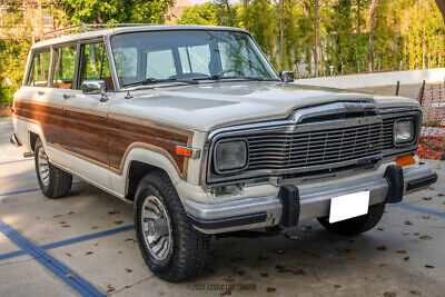 Jeep-Wagoneer-SUV-1984-White-Brown-404938-11