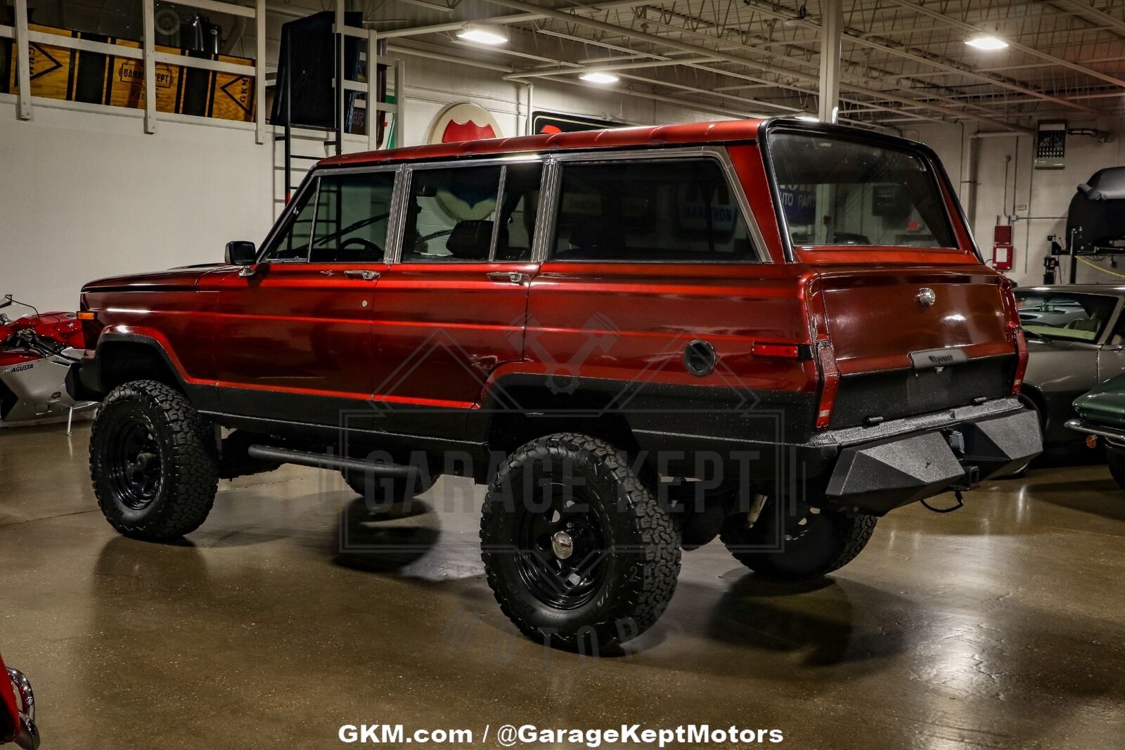 Jeep-Wagoneer-SUV-1985-Burgundy-Brown-2652-10