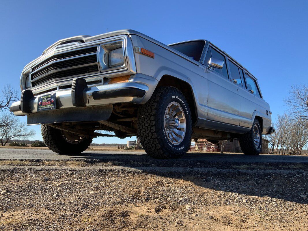 Jeep-Wagoneer-SUV-1987-Gray-Burgandy-239540-11