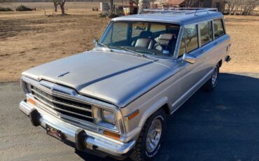 Jeep Wagoneer SUV 1987