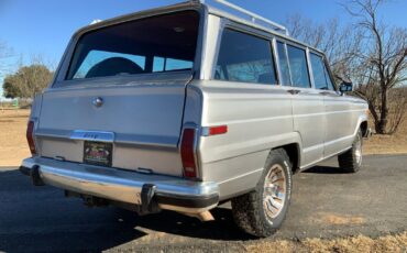 Jeep-Wagoneer-SUV-1987-Gray-Burgandy-239540-4