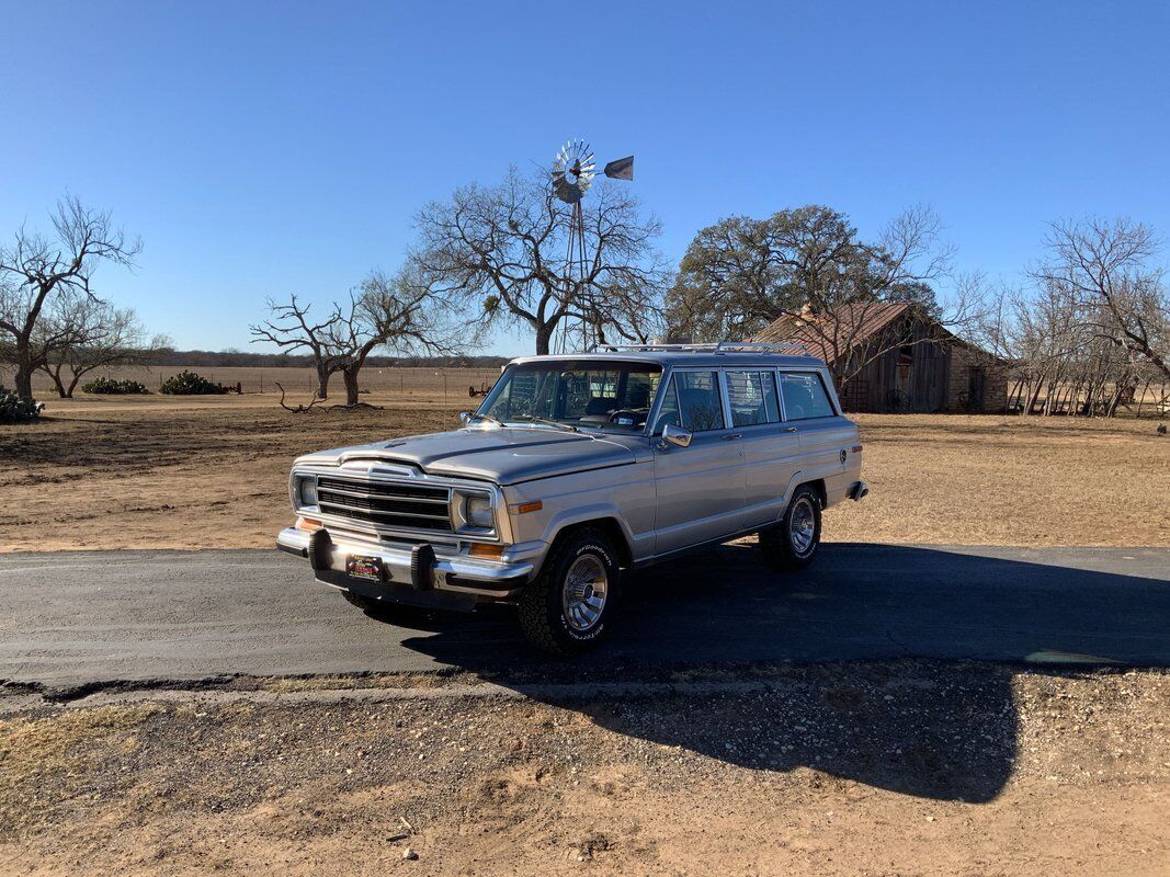 Jeep-Wagoneer-SUV-1987-Gray-Burgandy-239540-8