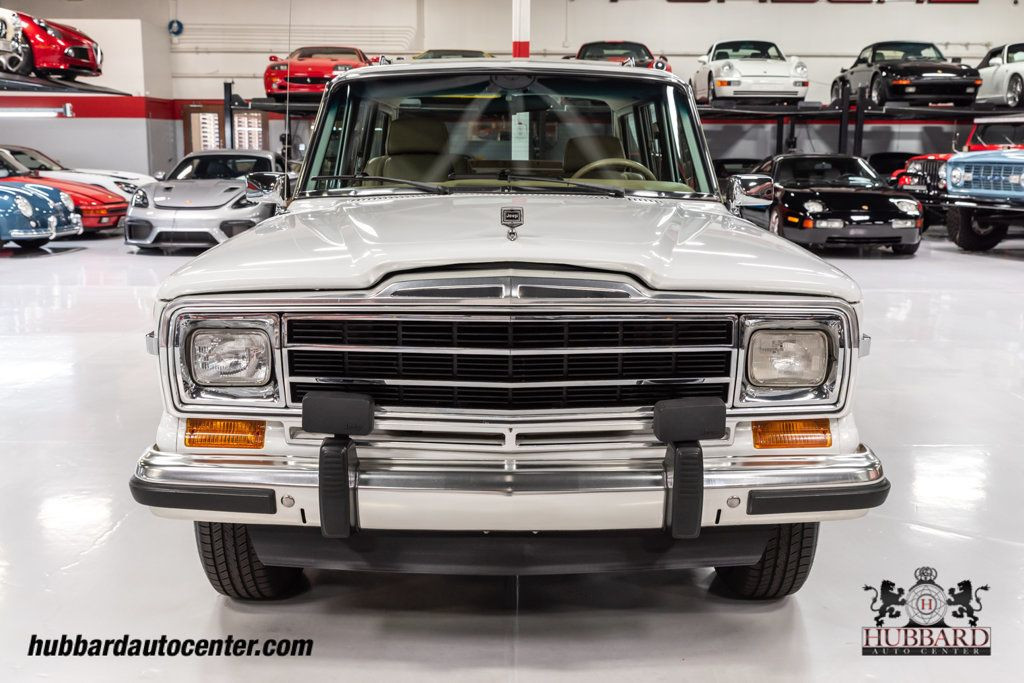 Jeep-Wagoneer-SUV-1991-White-Tan-196760-2