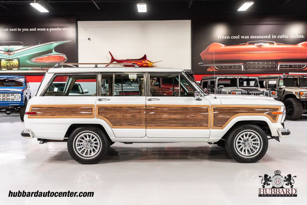 Jeep-Wagoneer-SUV-1991-White-Tan-196760-8