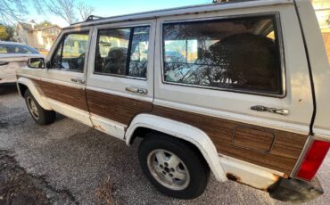 Jeep-Wagoneer-limited-1989-white-165762-2