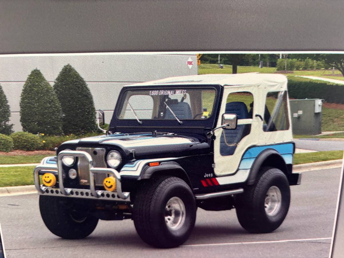 Jeep-Wrangler-1981-blue-2697-1