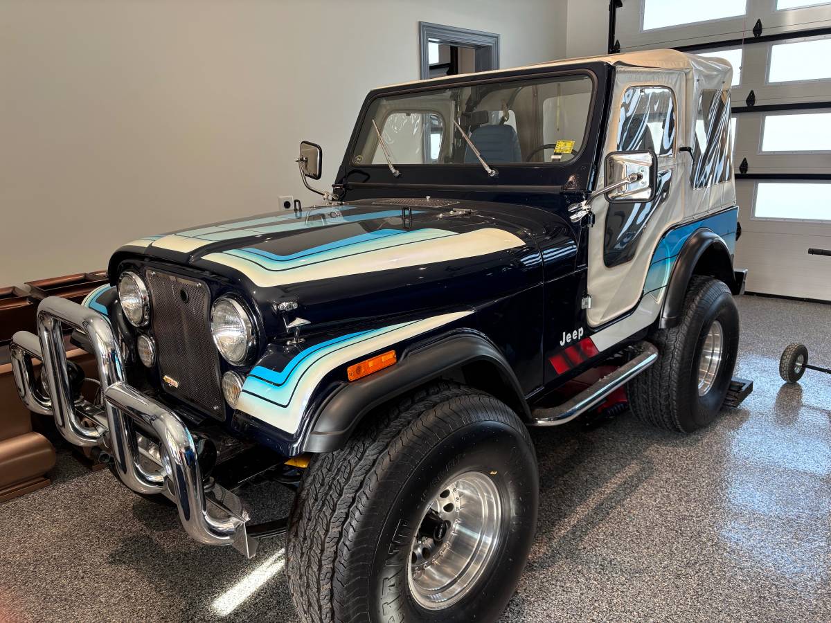 Jeep-Wrangler-1981-blue-2697-4