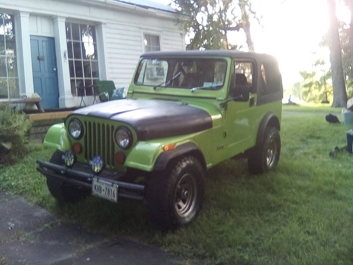 Jeep-Wrangler-1984-custom-215652-3