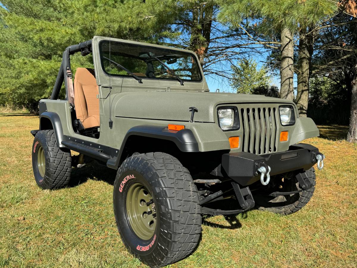 Jeep-Wrangler-1988-green-275472-9