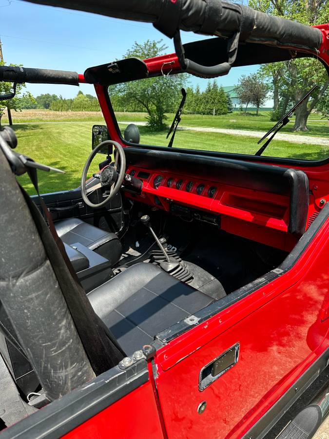 Jeep-Wrangler-1988-red-295488-3