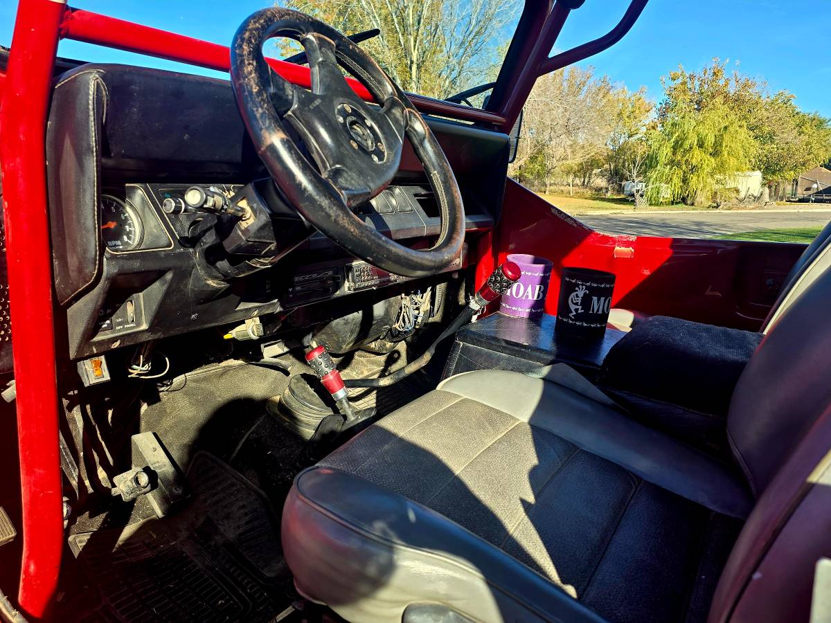 Jeep-Wrangler-1989-red-141622-10