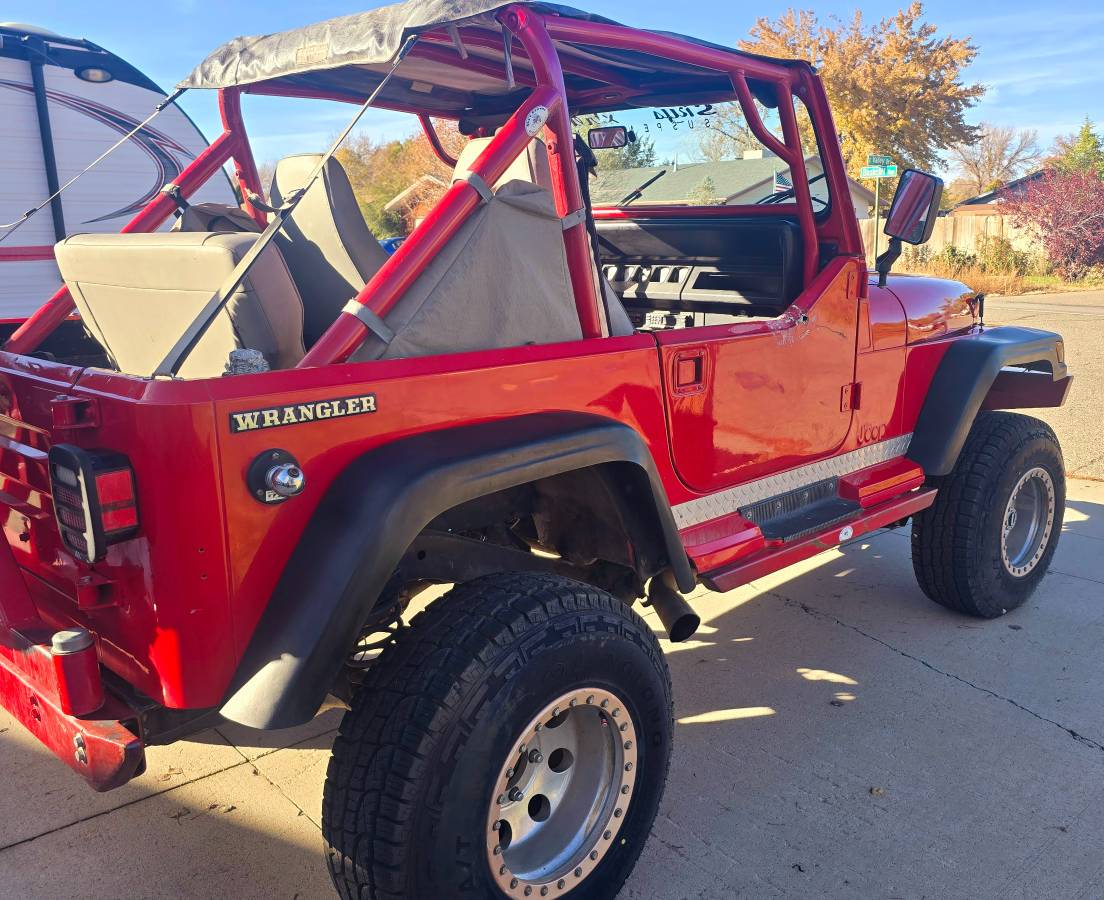 Jeep-Wrangler-1989-red-141622-4